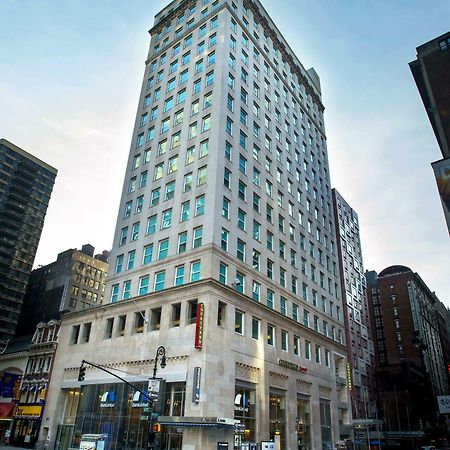 Courtyard By Marriott New York Manhattan/Herald Square Exterior photo