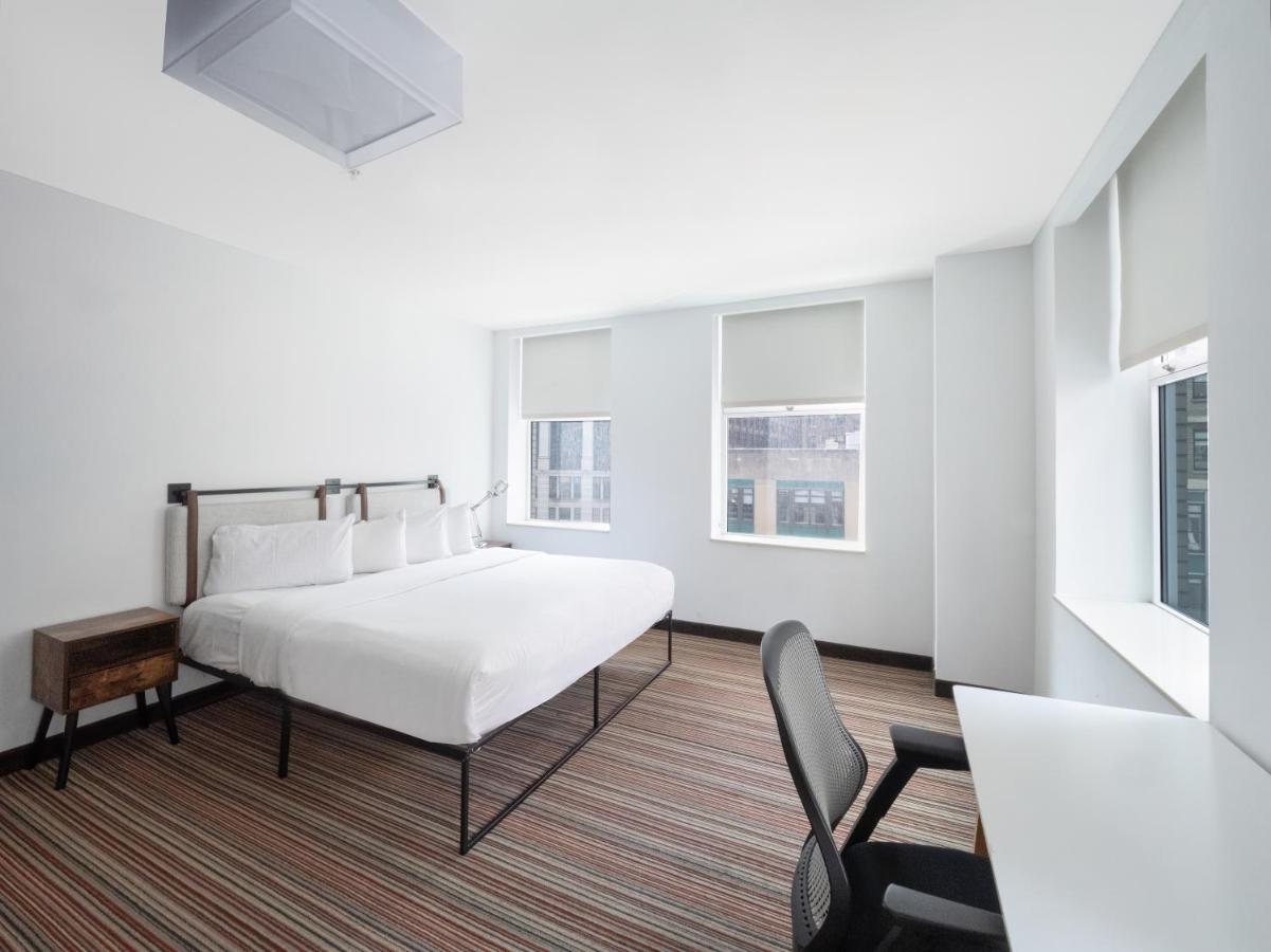 Courtyard By Marriott New York Manhattan/Herald Square Exterior photo