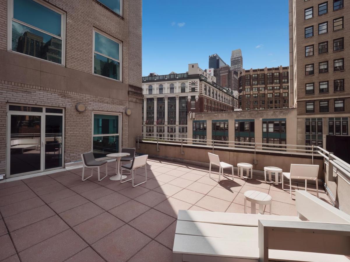 Courtyard By Marriott New York Manhattan/Herald Square Exterior photo