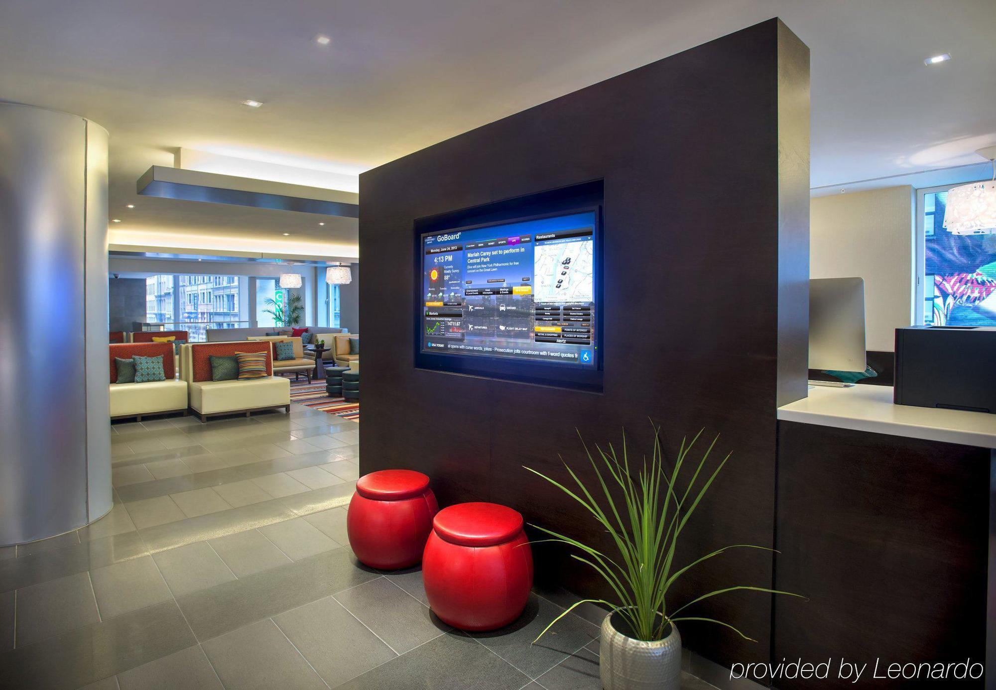 Courtyard By Marriott New York Manhattan/Herald Square Exterior photo