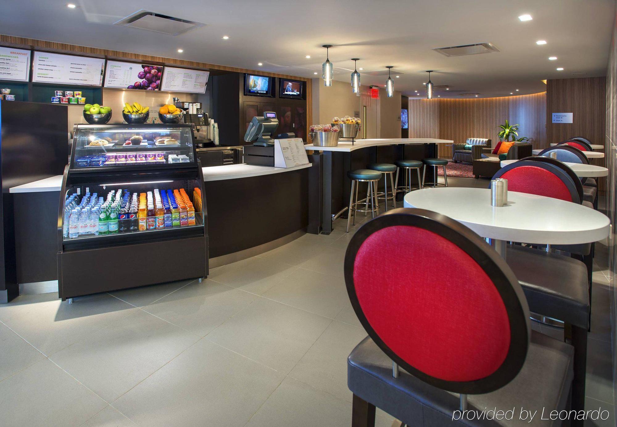 Courtyard By Marriott New York Manhattan/Herald Square Exterior photo