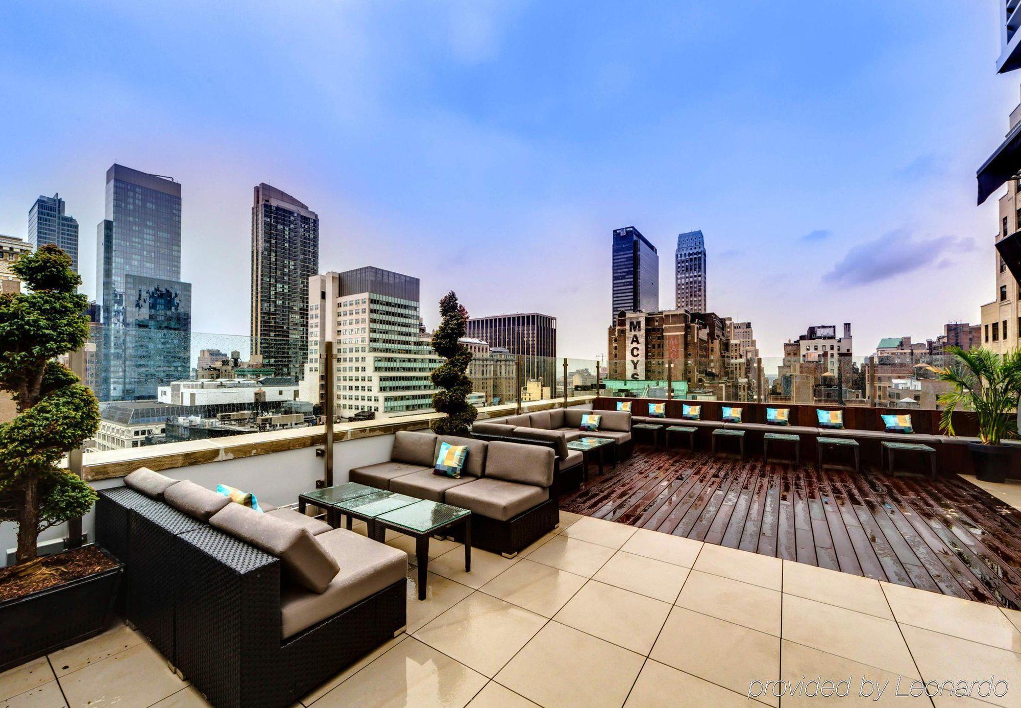 Courtyard By Marriott New York Manhattan/Herald Square Exterior photo